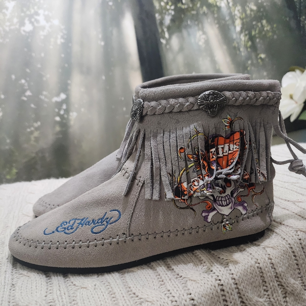 NWT.Ed Hardy Gray Booties with Skull and Fringe